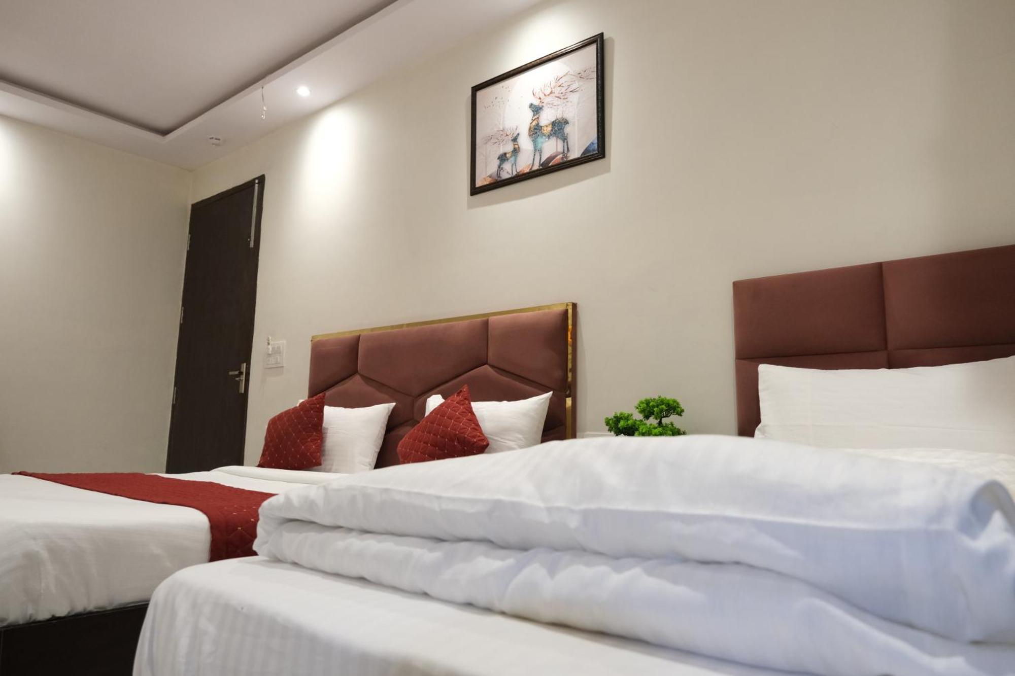 Hotel De Hocks Deluxe - New Delhi Railway Station エクステリア 写真
