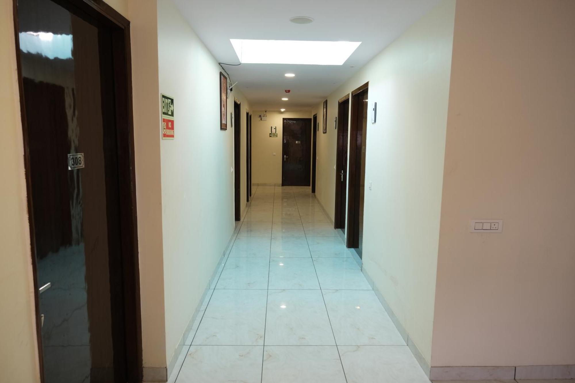 Hotel De Hocks Deluxe - New Delhi Railway Station エクステリア 写真