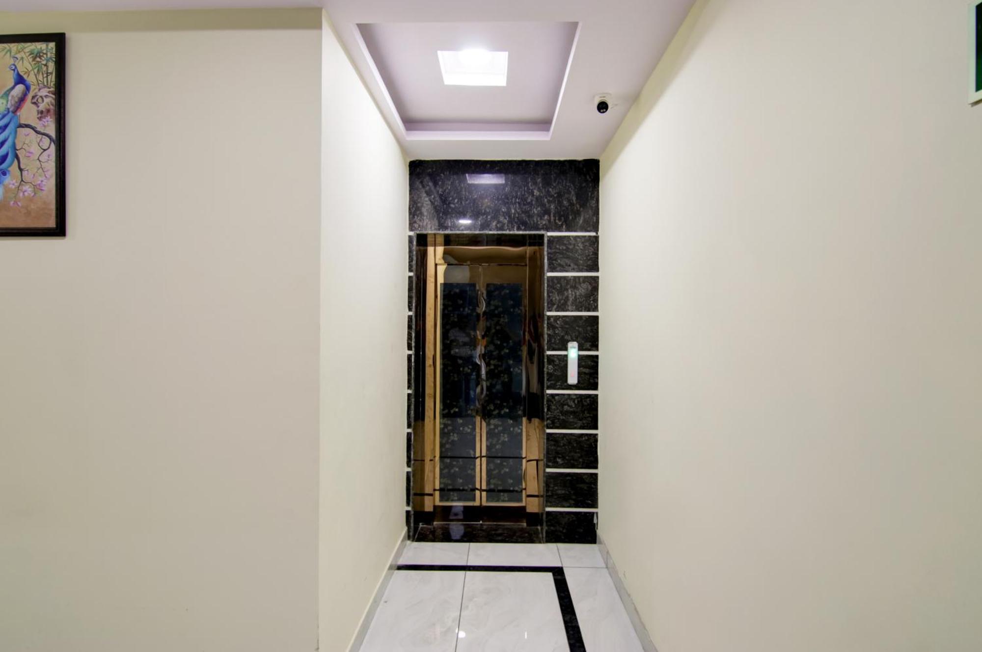 Hotel De Hocks Deluxe - New Delhi Railway Station エクステリア 写真