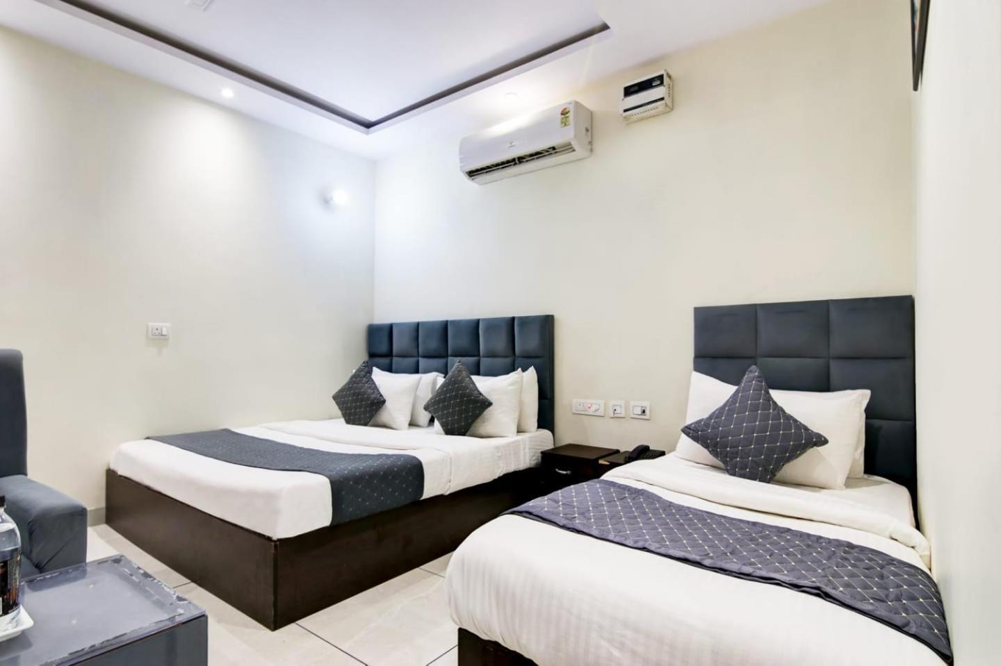Hotel De Hocks Deluxe - New Delhi Railway Station エクステリア 写真