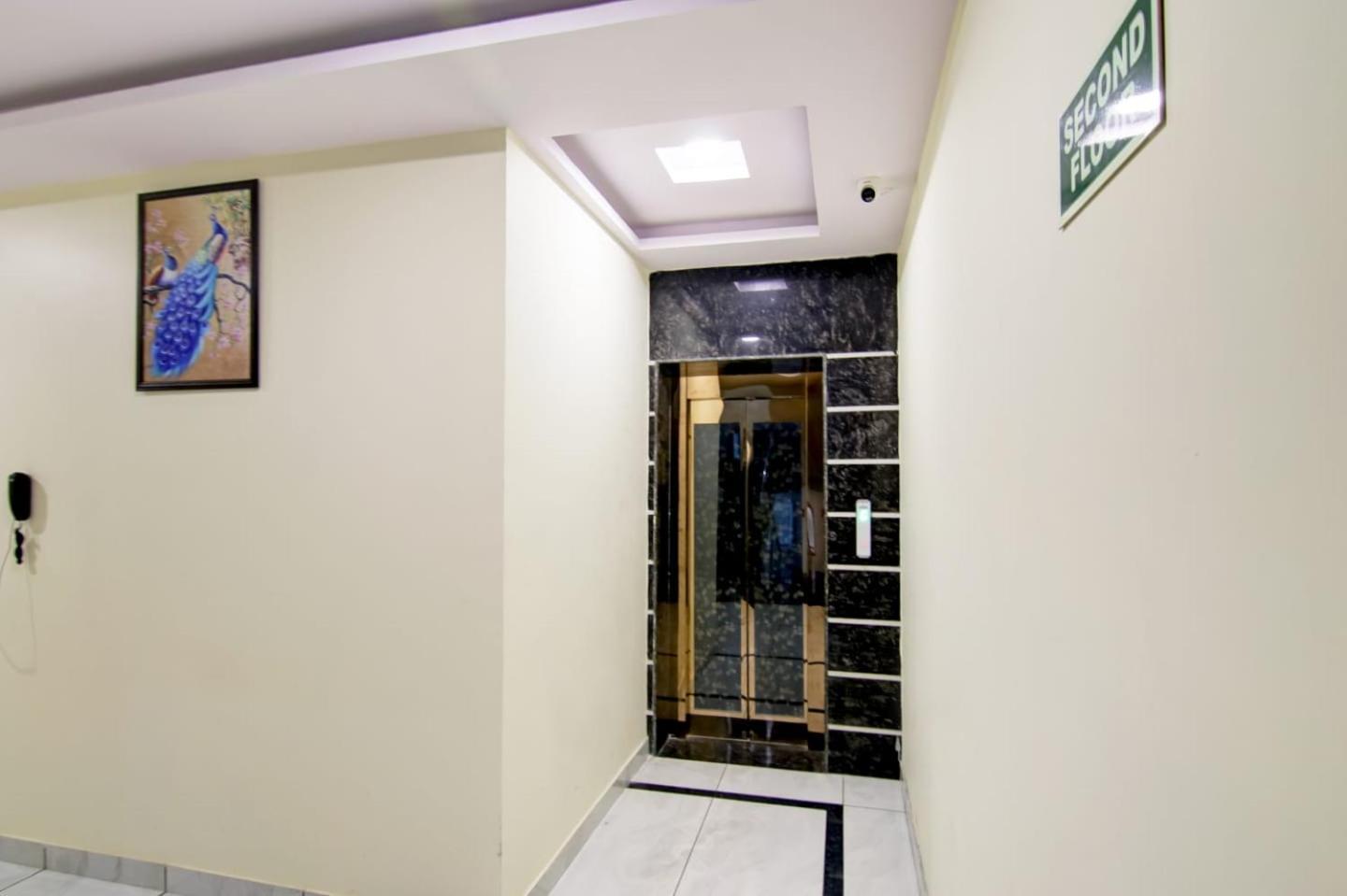 Hotel De Hocks Deluxe - New Delhi Railway Station エクステリア 写真